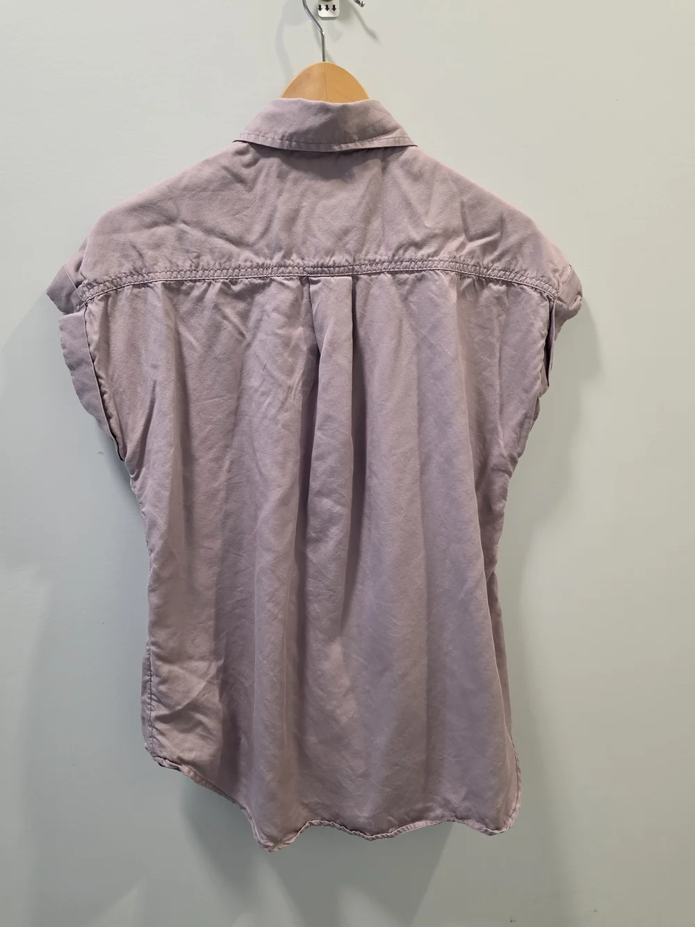 Tilley Lavender Lyocell Button Front Cap Sleeve Blouse – Size Small - Picture 5 of 8